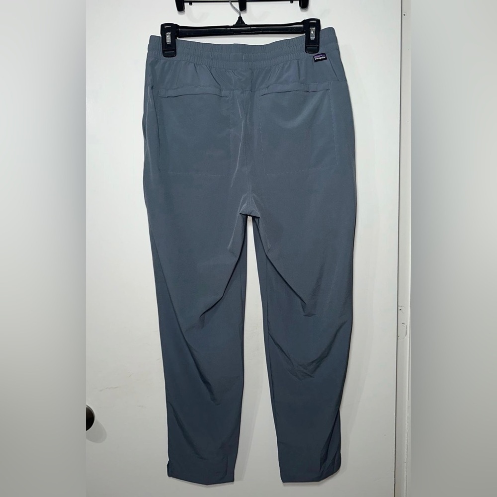 Patagonia Women's Fleetwith Plume Grey Pants Size: Small - Picture 5 of 8